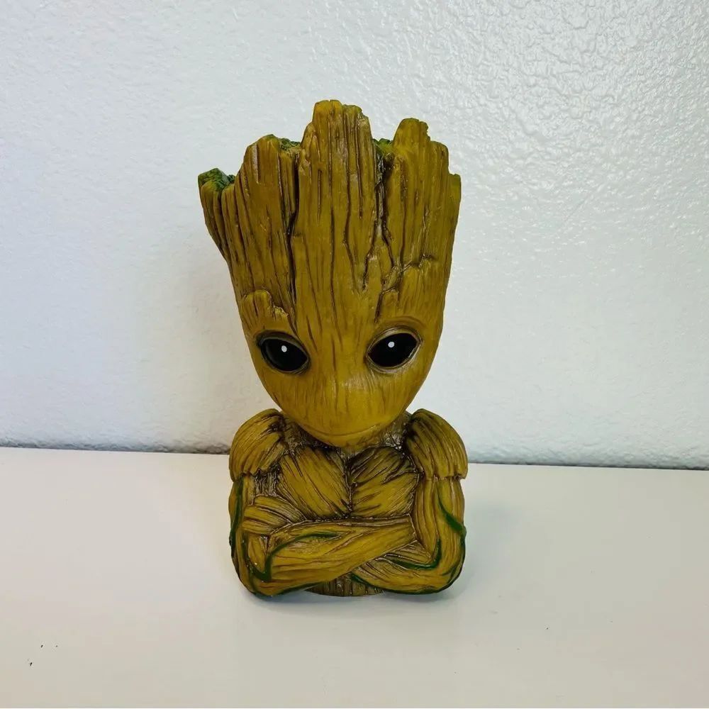 MARVEL GUARDIANS OF‎ THE GALAXY VOLUME 2 Monogram GROOT 6.5" Plastic Coin Bank